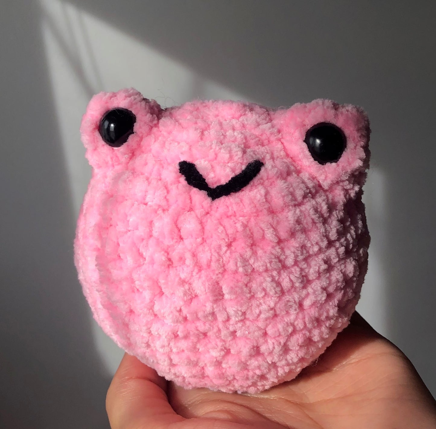 Mini reversible frog crochet kit - beginner